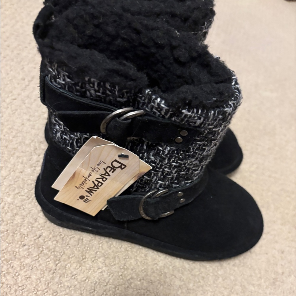 BearPaw Black and White Knit Boots
